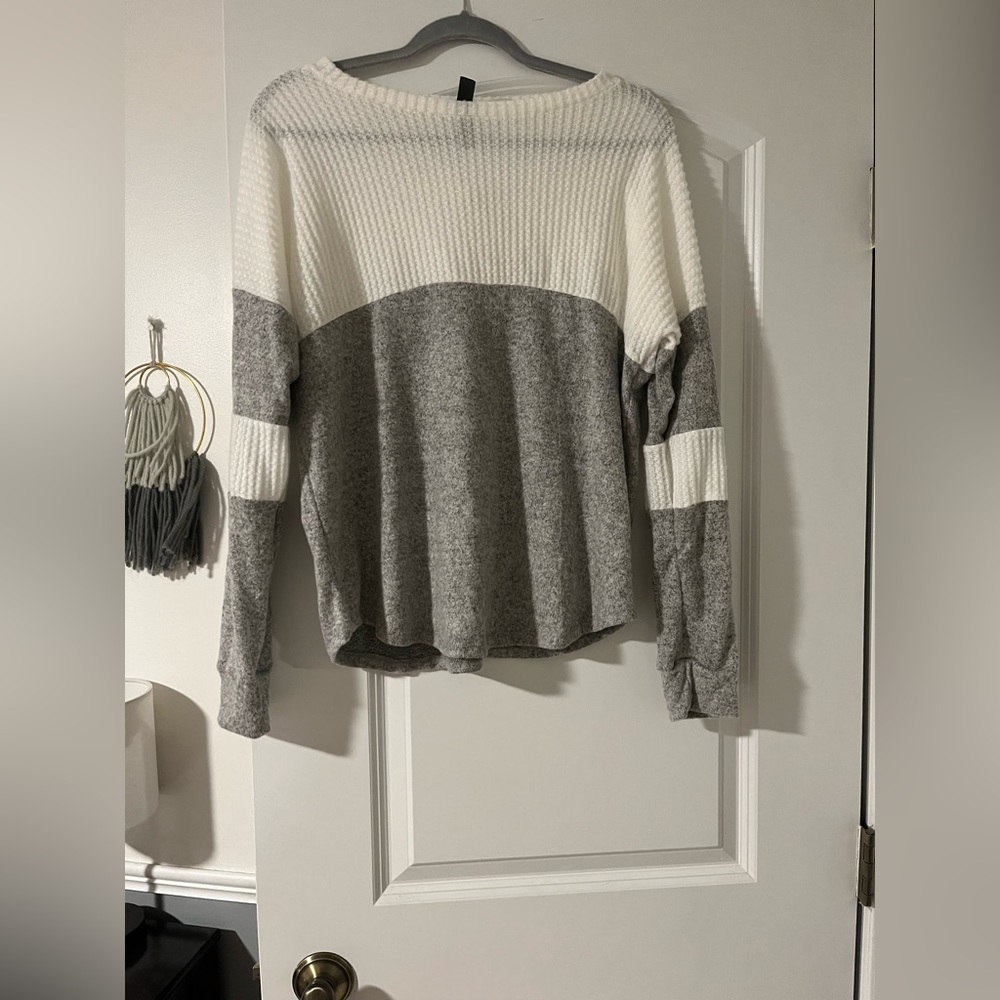 light weight sweater